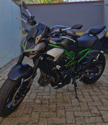 KAWASAKI Z900 
